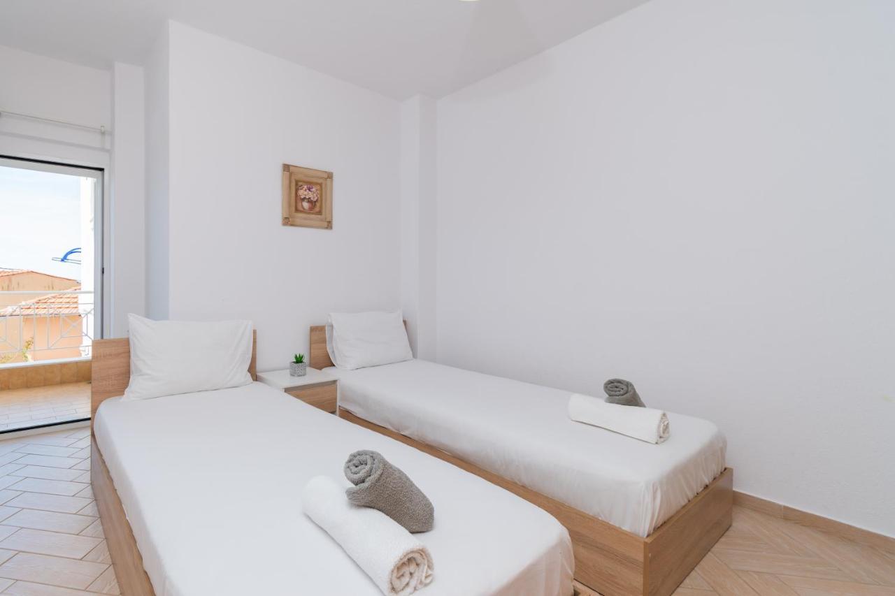 Anesis Seaview Apartment Неос Мармарас Екстериор снимка